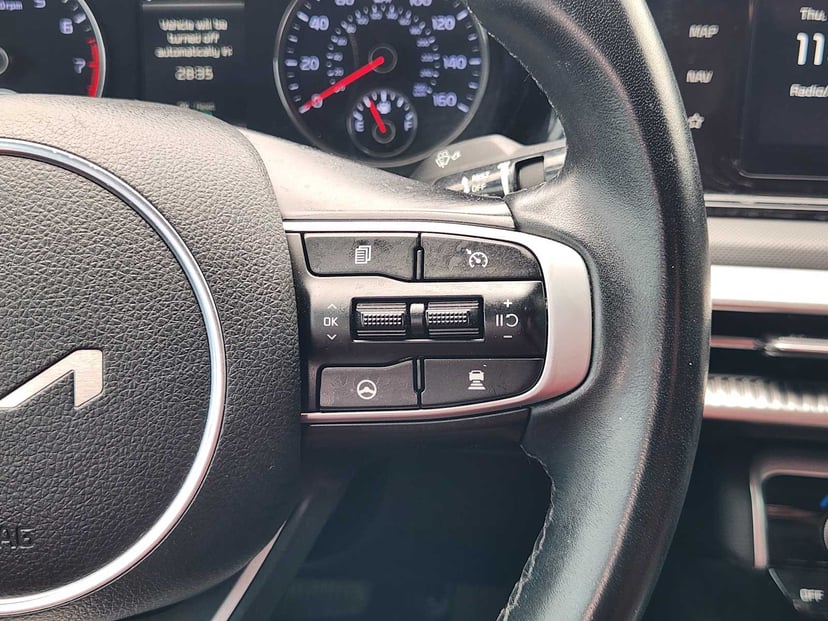 2022 Kia K5 - Image 29