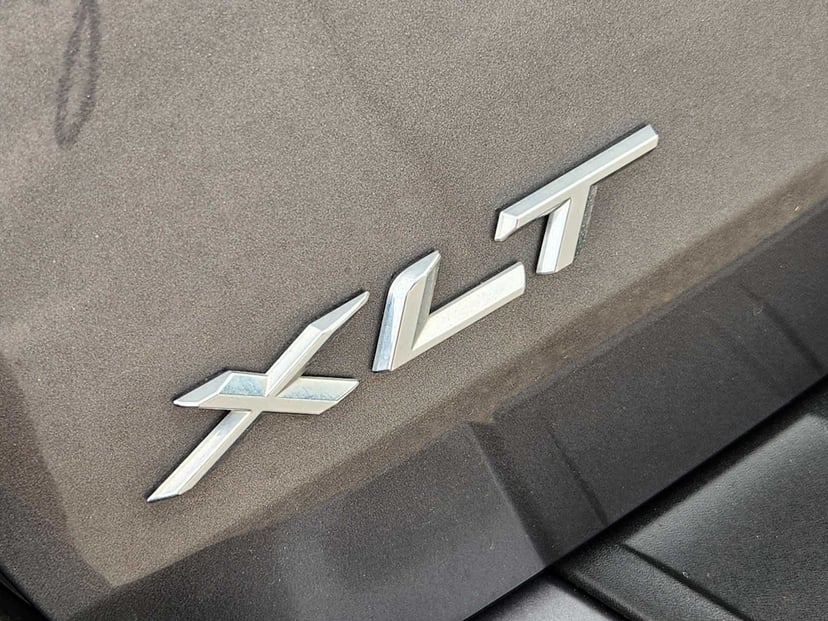 2021 Ford Explorer - Image 12