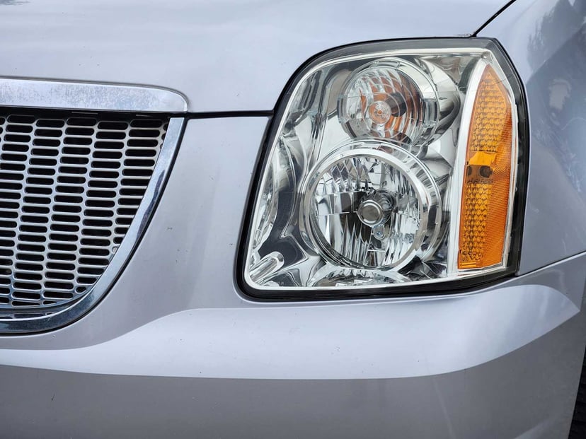 2011 GMC Yukon - Image 7