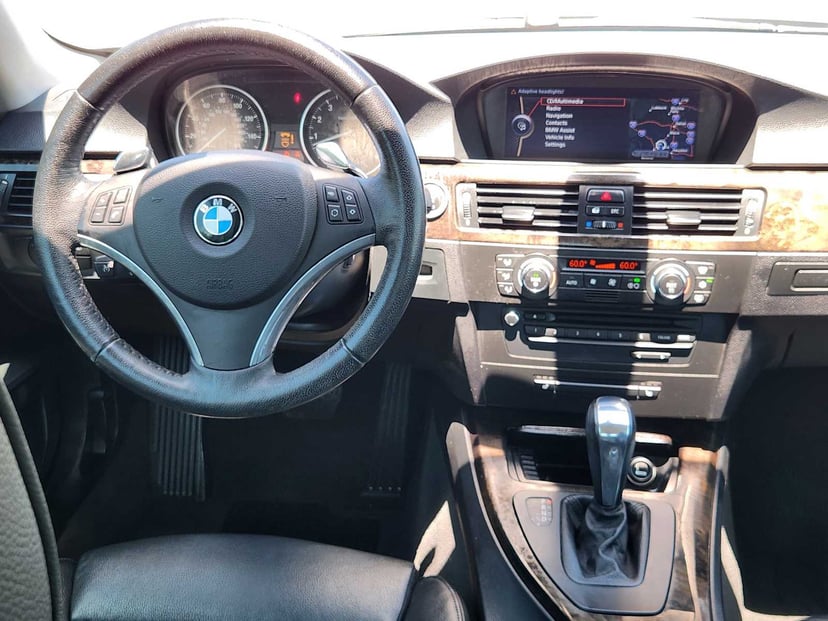 2009 BMW 335i - Image 25