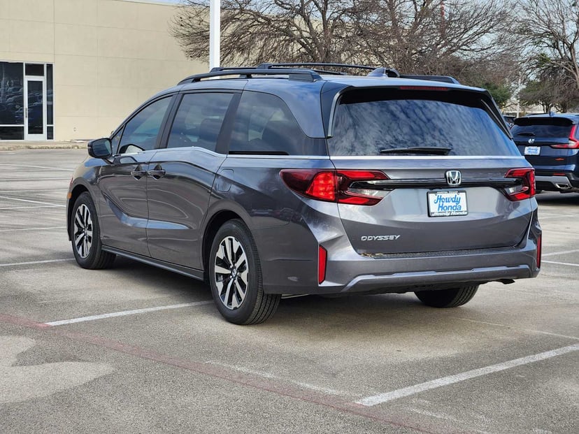 2026 Honda Odyssey - Image 4