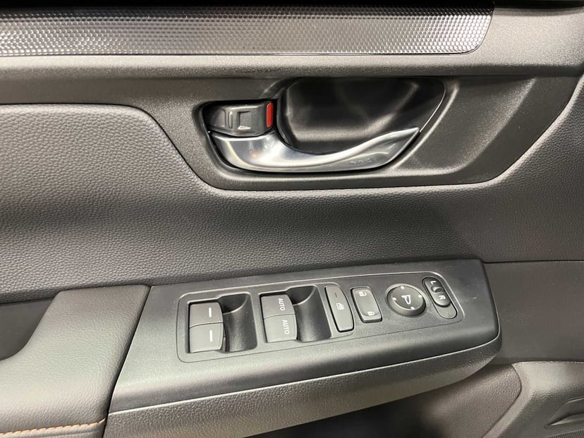 2026 Honda CR-V Hybrid - Image 13