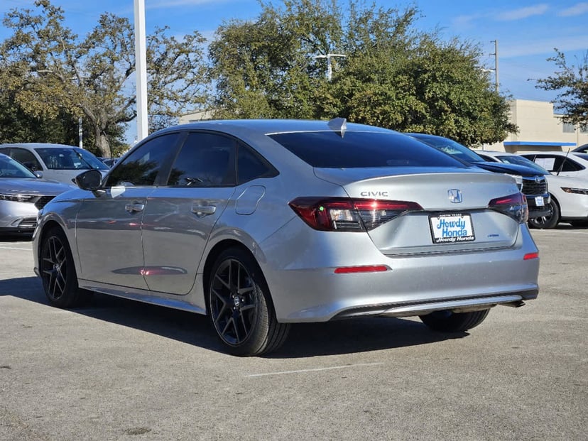 2026 Honda Civic Hybrid - Image 4