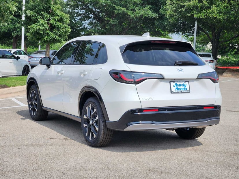 2027 Honda HR-V - Image 3