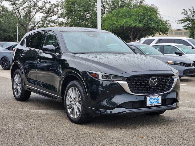 2023 Mazda CX-5 - Image 3