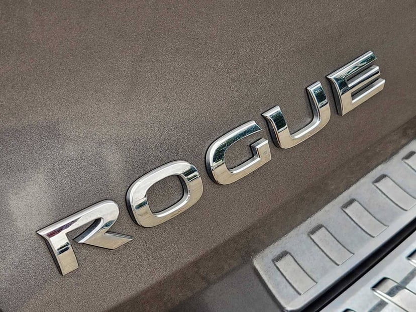 2017 Nissan Rogue - Image 12