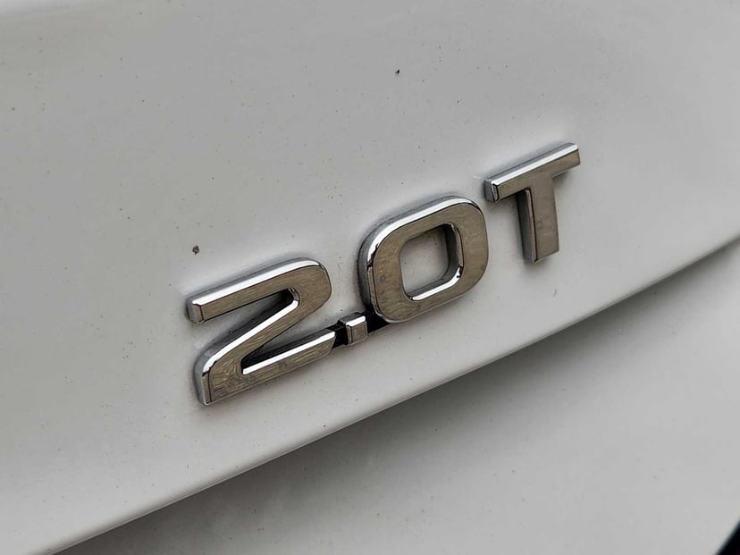 2019 Genesis G70 - Image 11