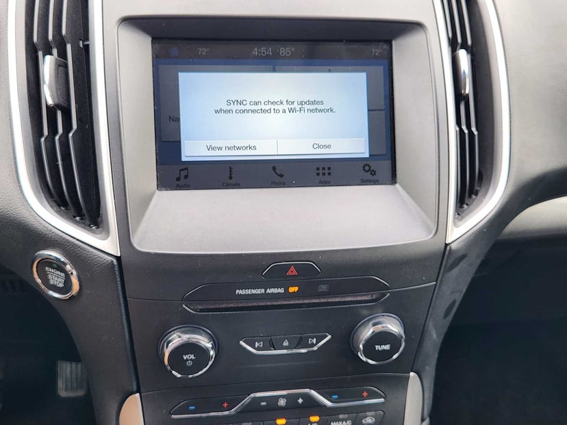 2016 Ford Edge - Image 17
