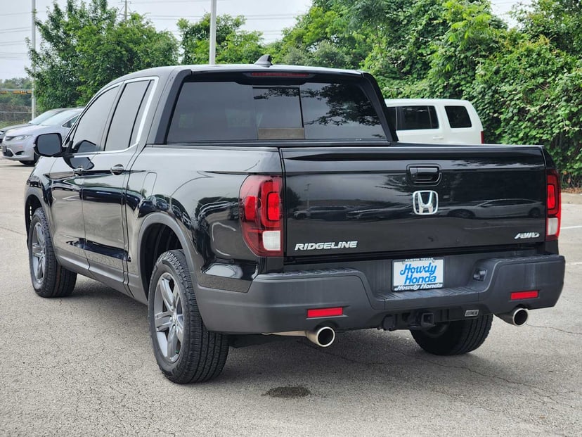 2023 Honda Ridgeline - Image 5