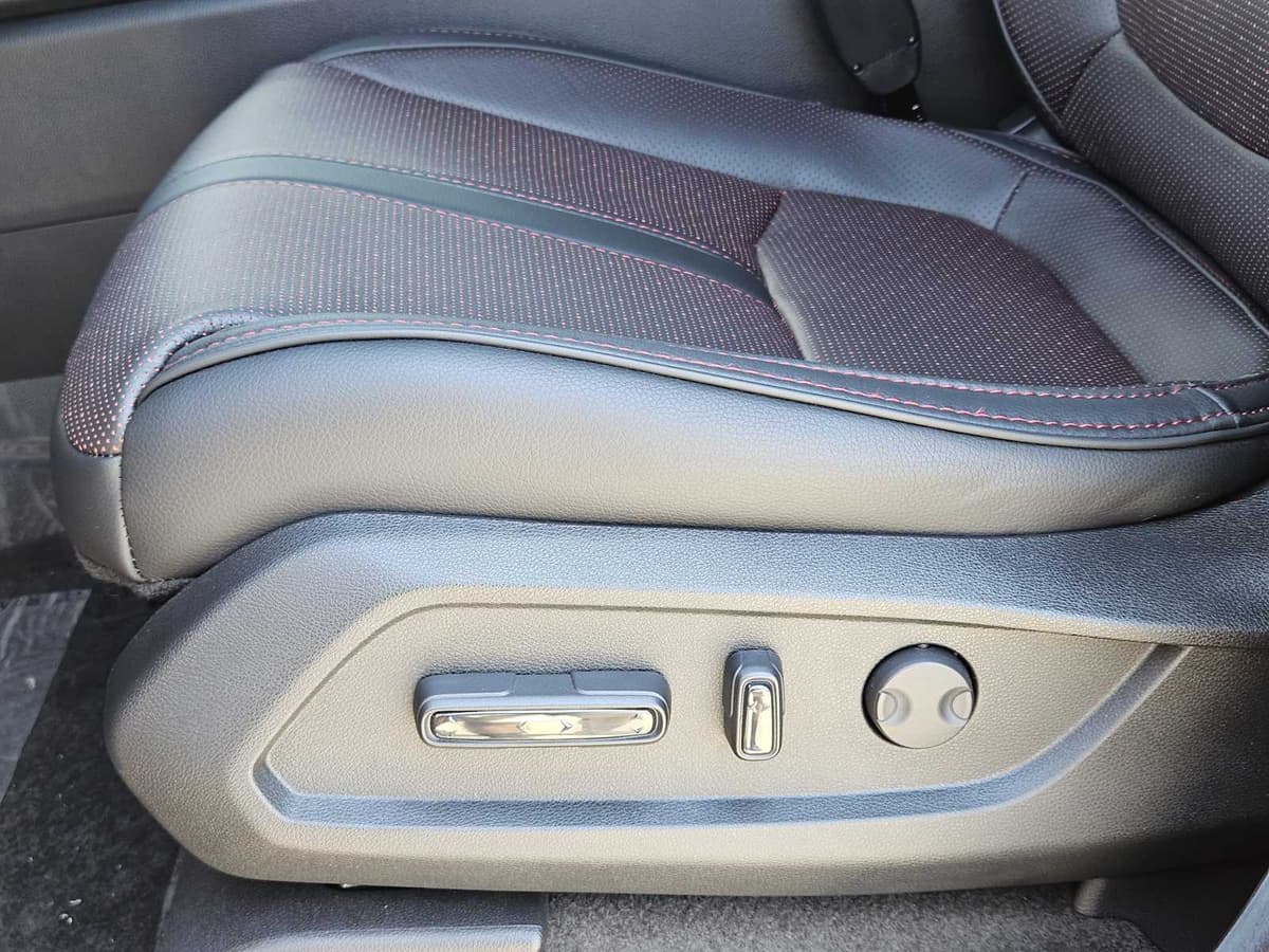 2025 Honda Pilot - Image 19