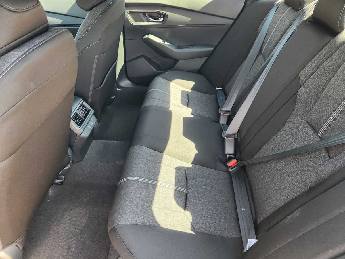 2026 Honda Accord Hybrid - Image 24