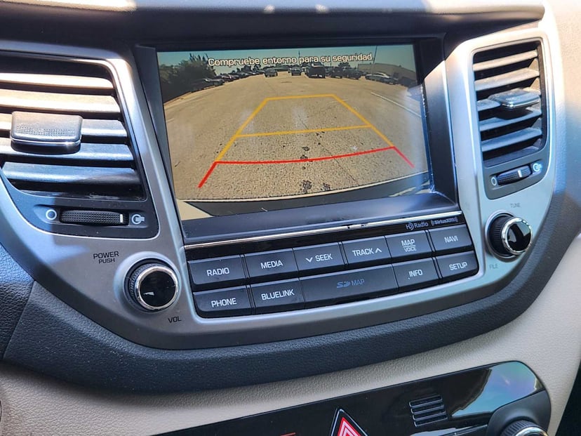 2016 Hyundai Tucson - Image 18