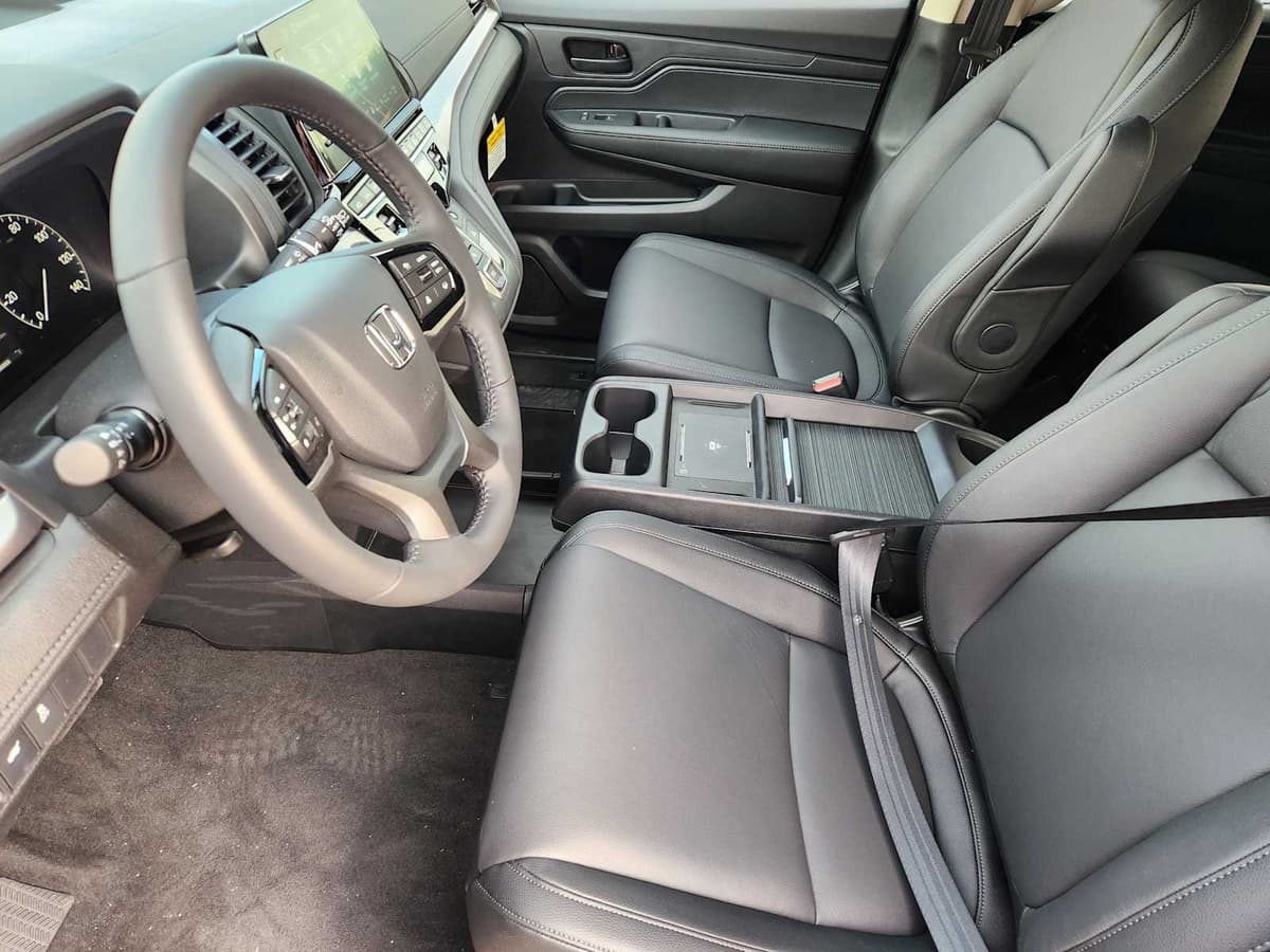 2026 Honda Odyssey - Image 10
