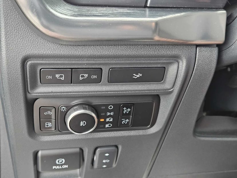 2023 Ford F-150 - Image 22
