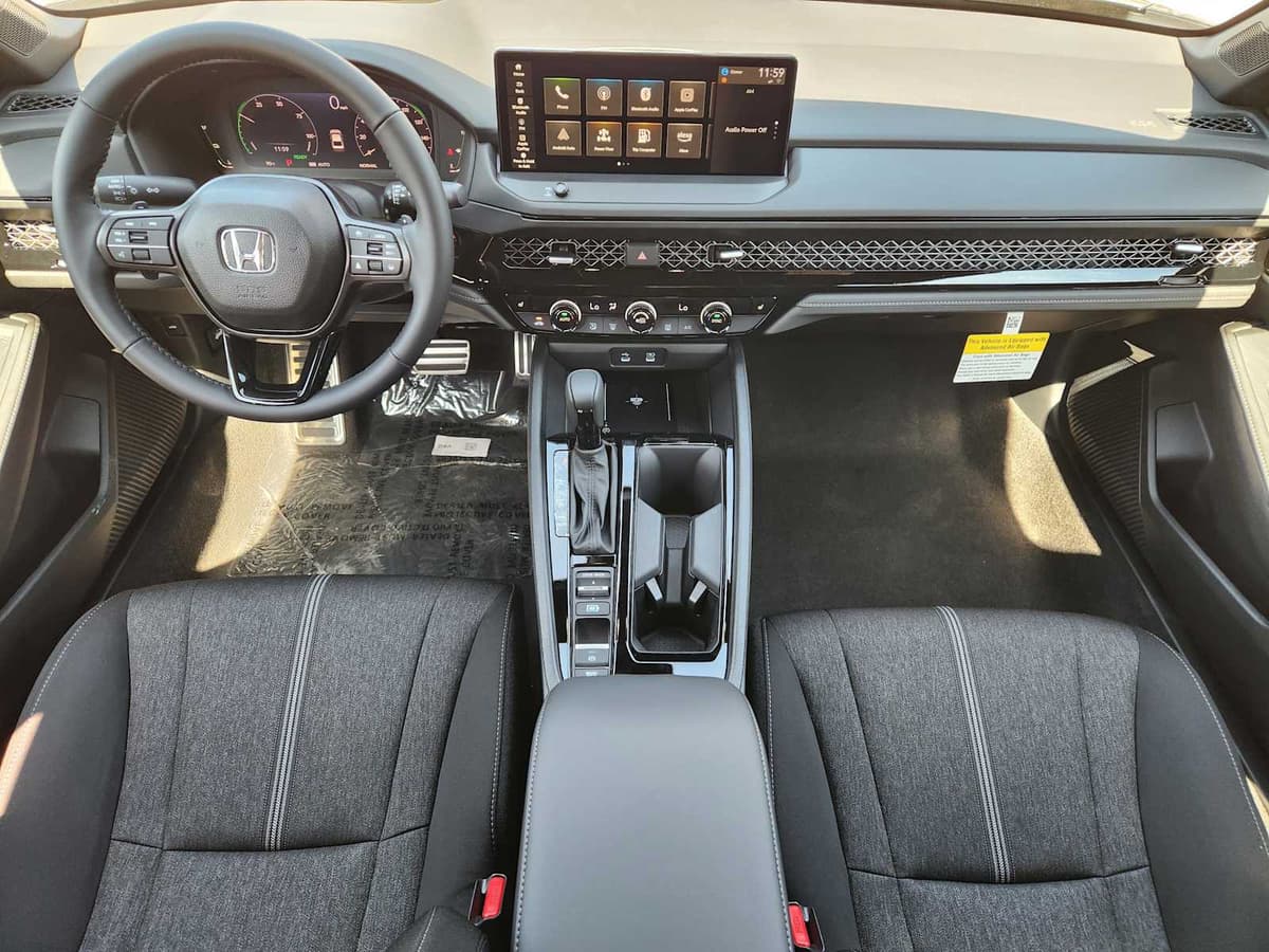 2026 Honda Accord Hybrid - Image 23