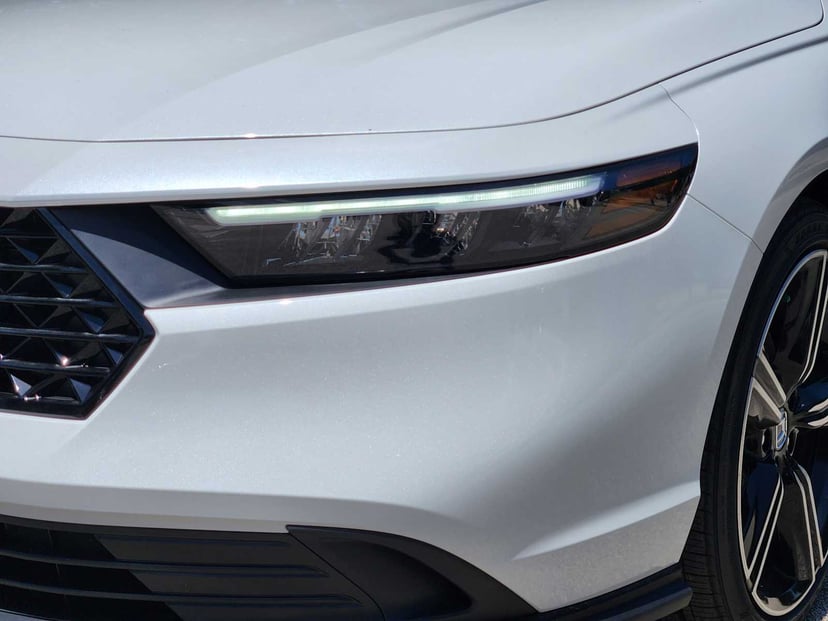 2026 Honda Accord Hybrid - Image 5