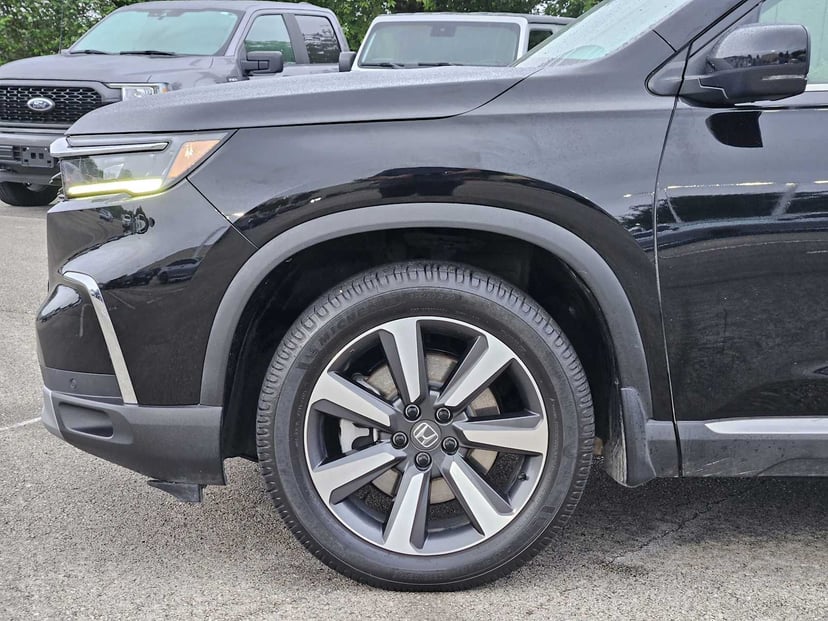 2023 Honda Pilot - Image 8