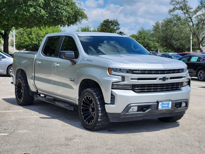2020 Chevrolet Silverado 1500 - Image 3