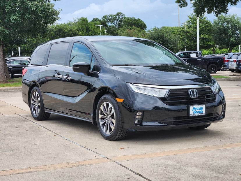 2023 Honda Odyssey - Image 3
