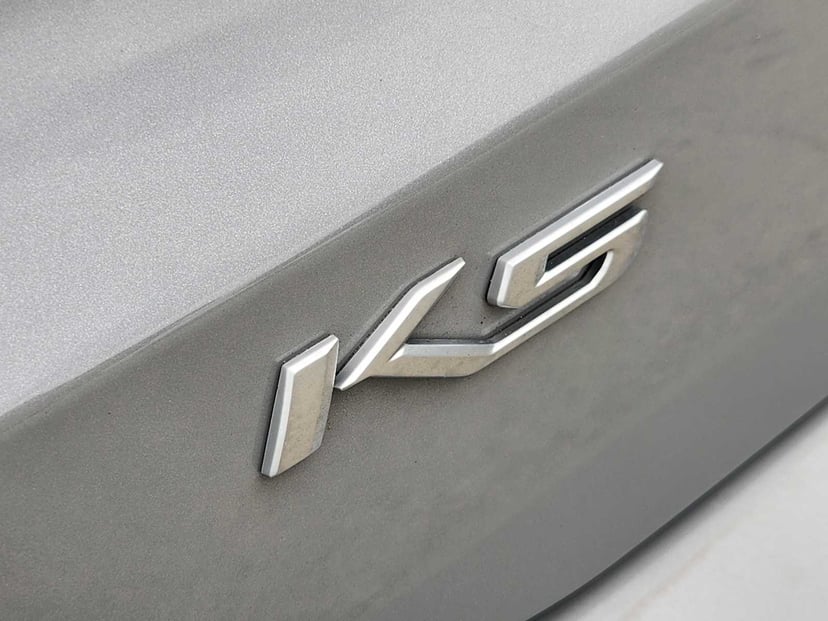 2022 Kia K5 - Image 12