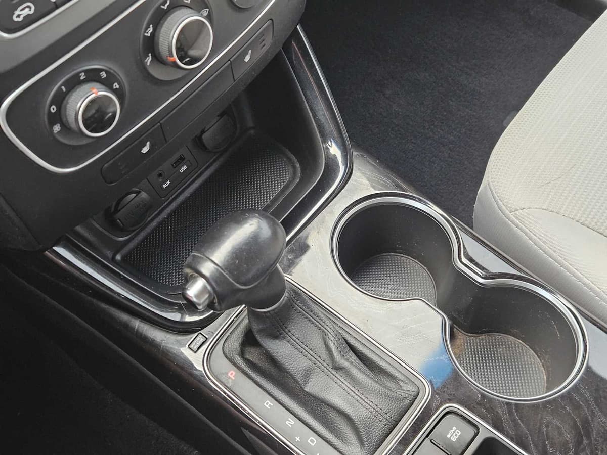 2015 Kia Sorento - Image 20