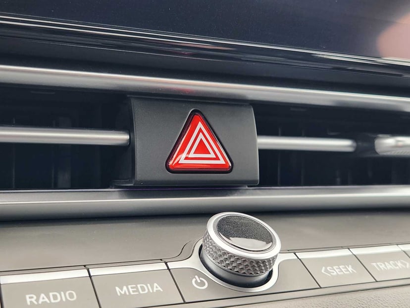 2024 Hyundai Elantra - Image 20