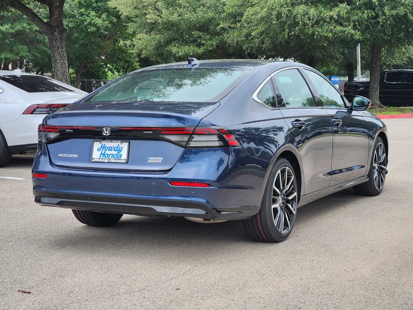 2026 Honda Accord Hybrid - Image 4