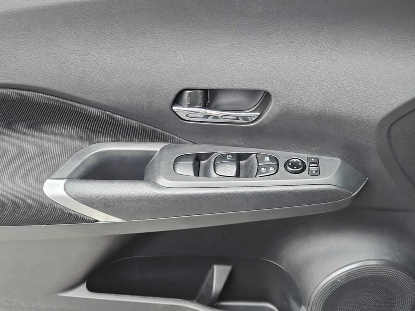2022 Nissan Kicks - Image 22