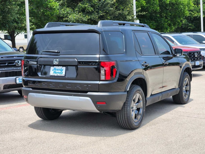 2026 Honda Passport - Image 4