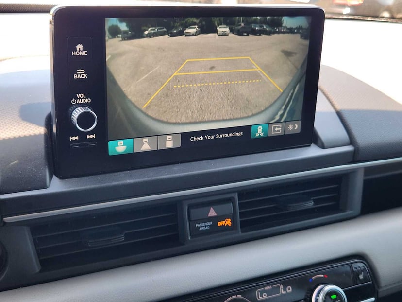2023 Honda Pilot - Image 17