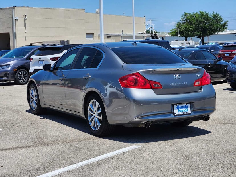 2015 INFINITI Q40 - Image 5