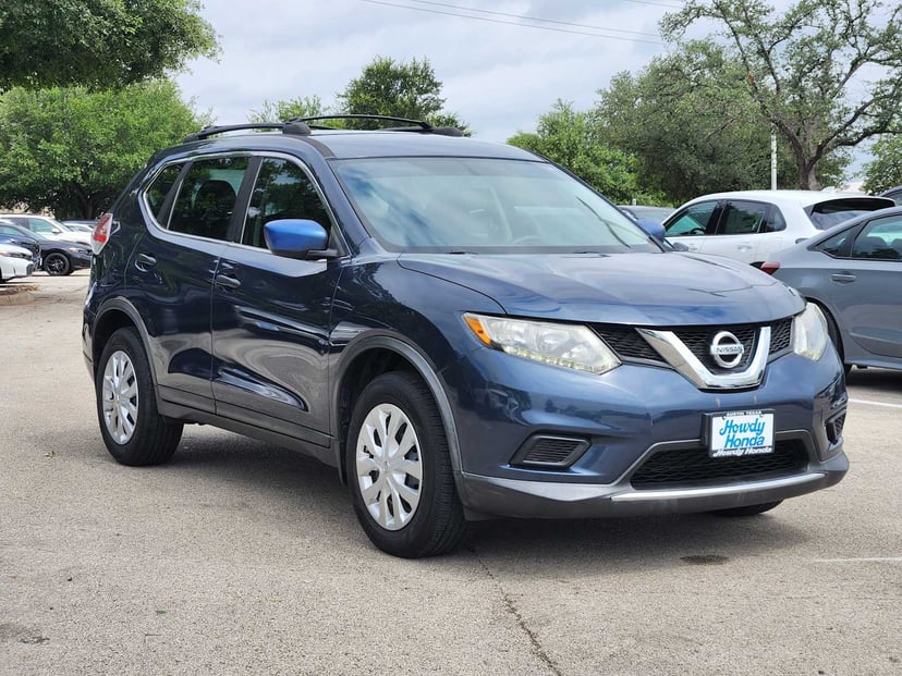 2016 Nissan Rogue - Image 3