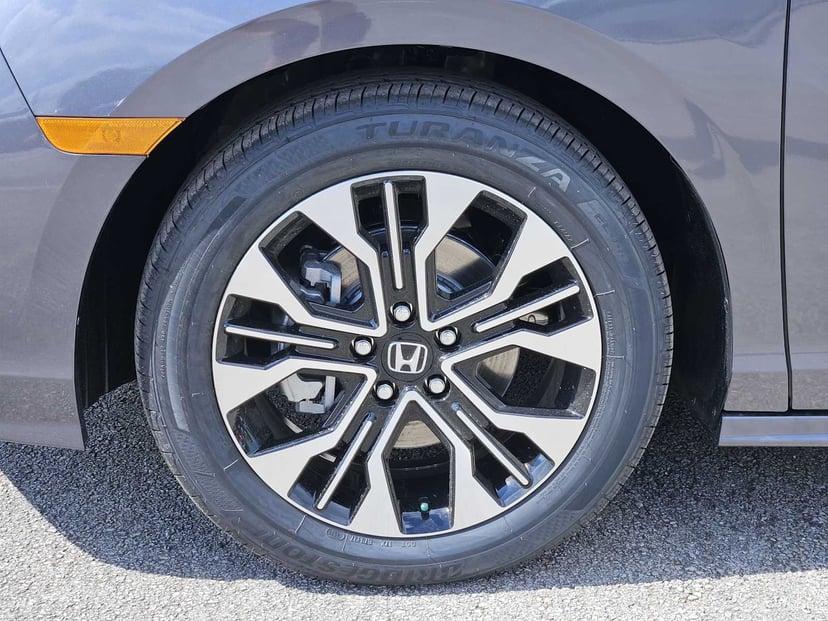 2026 Honda Odyssey - Image 8
