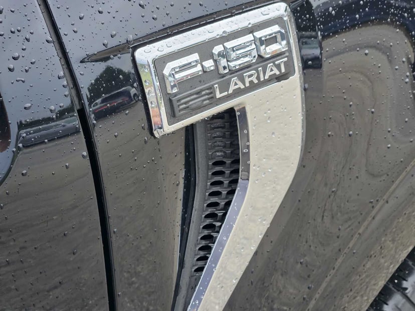 2023 Ford F-150 - Image 11