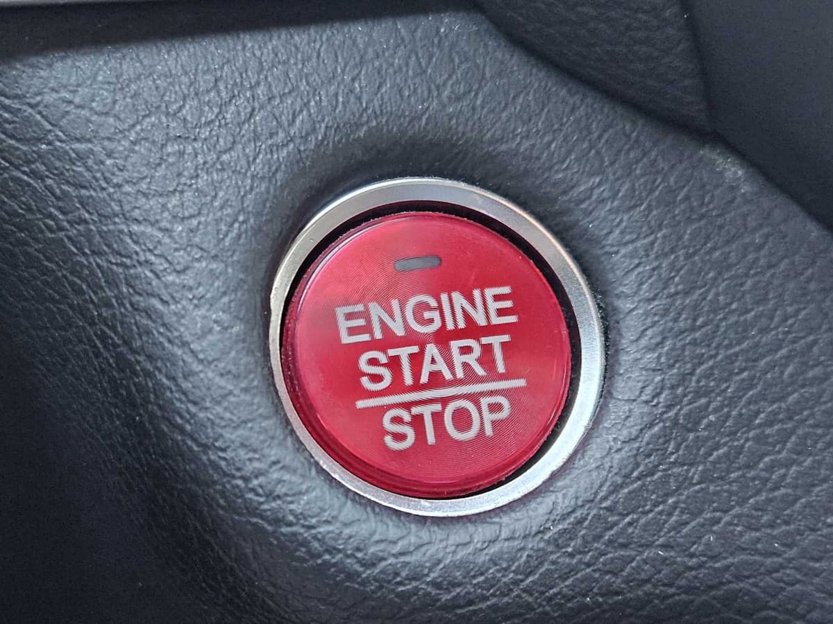 2017 Acura MDX - Image 19