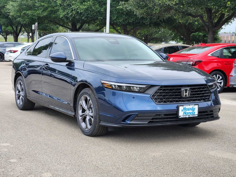 2026 Honda Accord Hybrid - Image 2