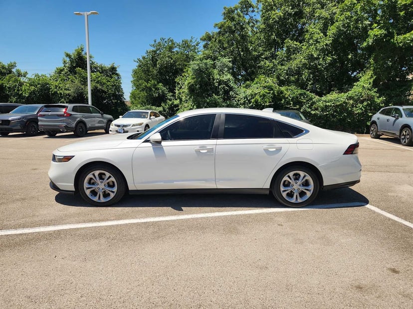 2025 Honda Accord - Image 4