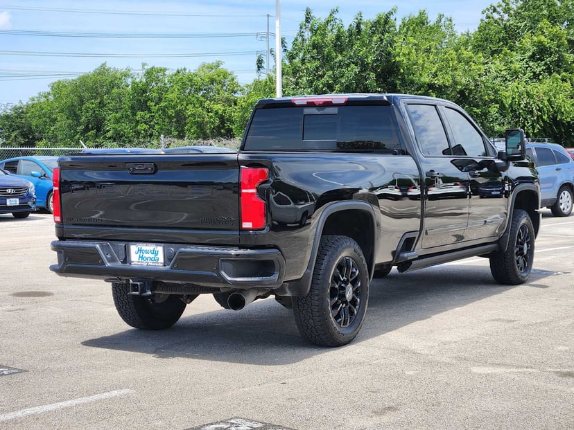 2026 Chevrolet Silverado 3500HD - Image 6