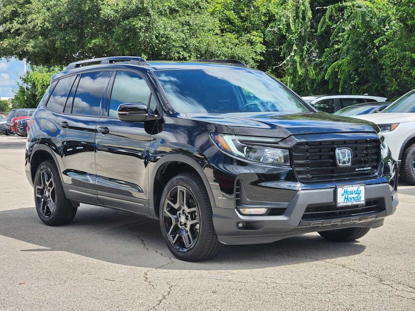 2025 Honda Passport - Image 2