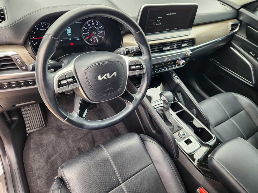 2022 Kia Telluride - Image 2