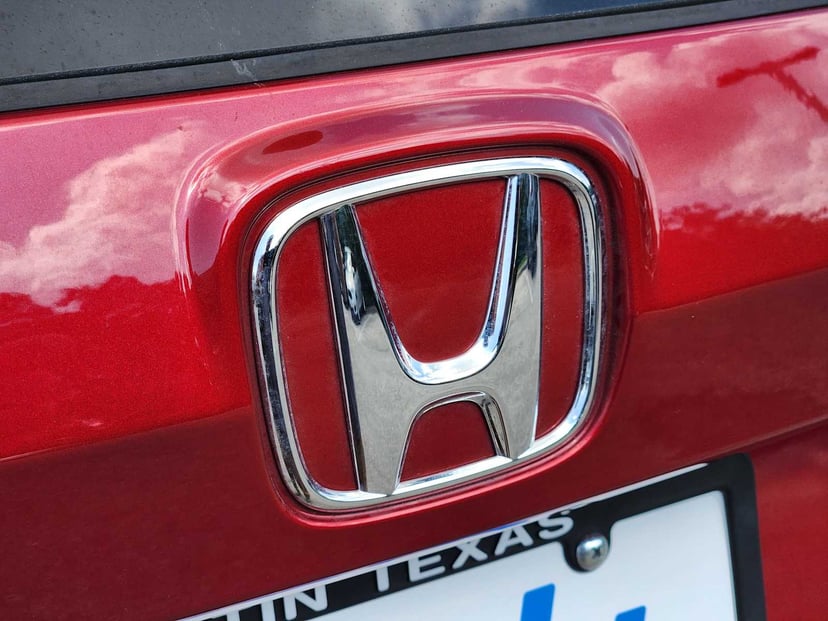 2025 Honda CR-V - Image 11