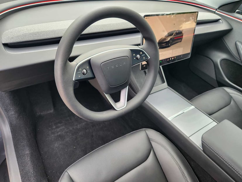 2025 Tesla Model 3 - Image 2