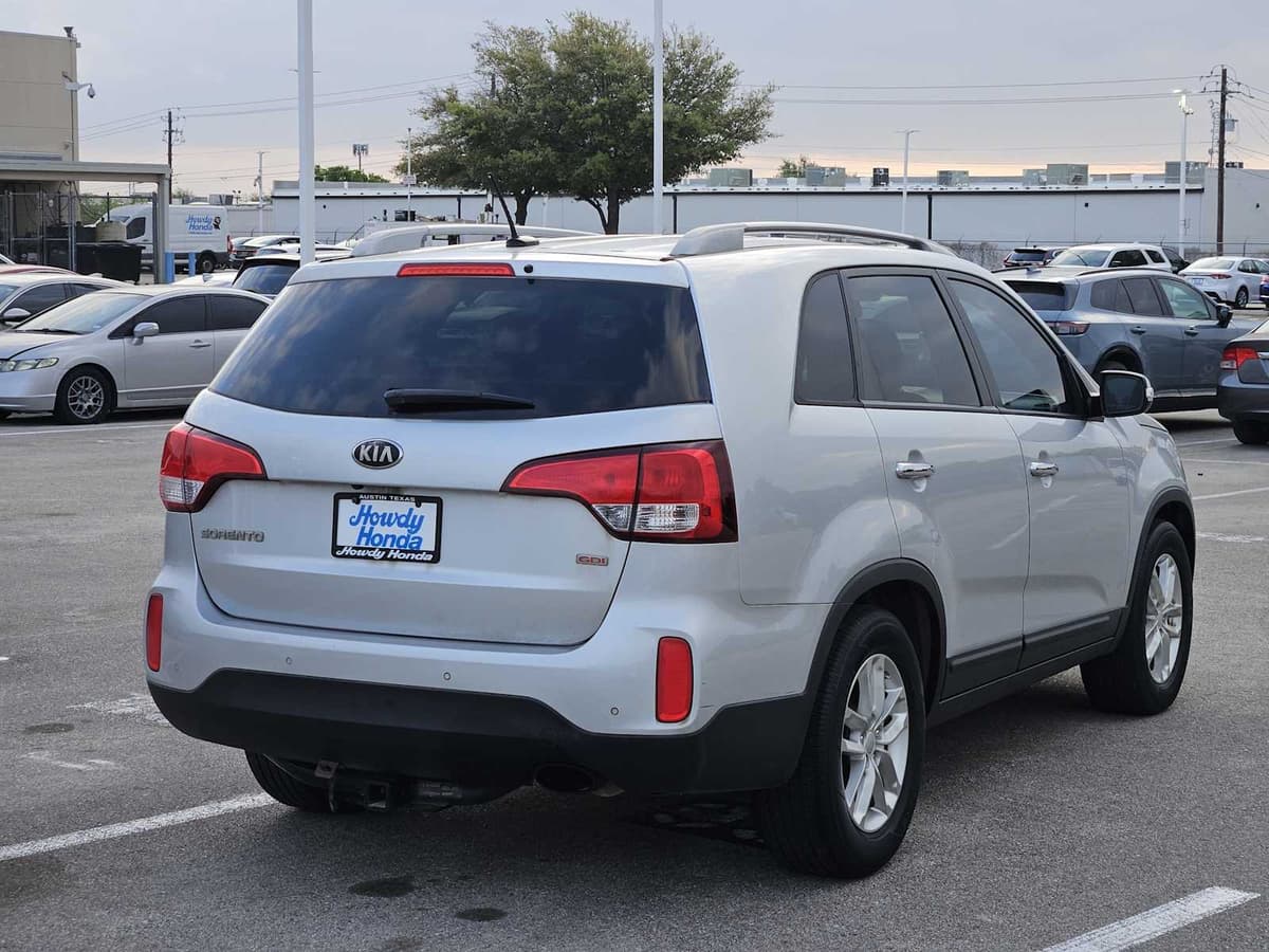 2015 Kia Sorento - Image 6
