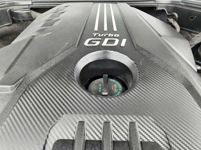 2019 Genesis G70 - Image 32