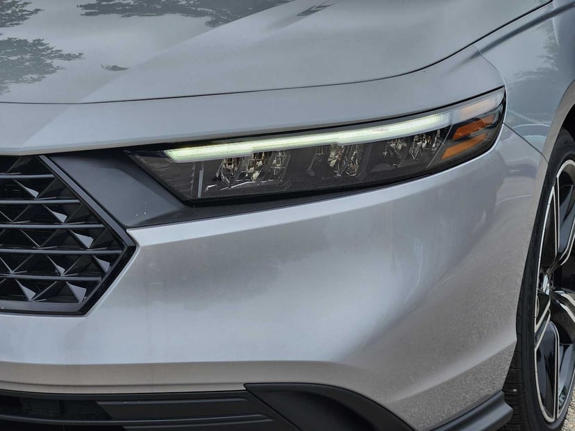 2026 Honda Accord Hybrid - Image 6