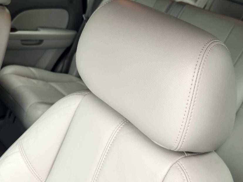 2011 GMC Yukon - Image 15