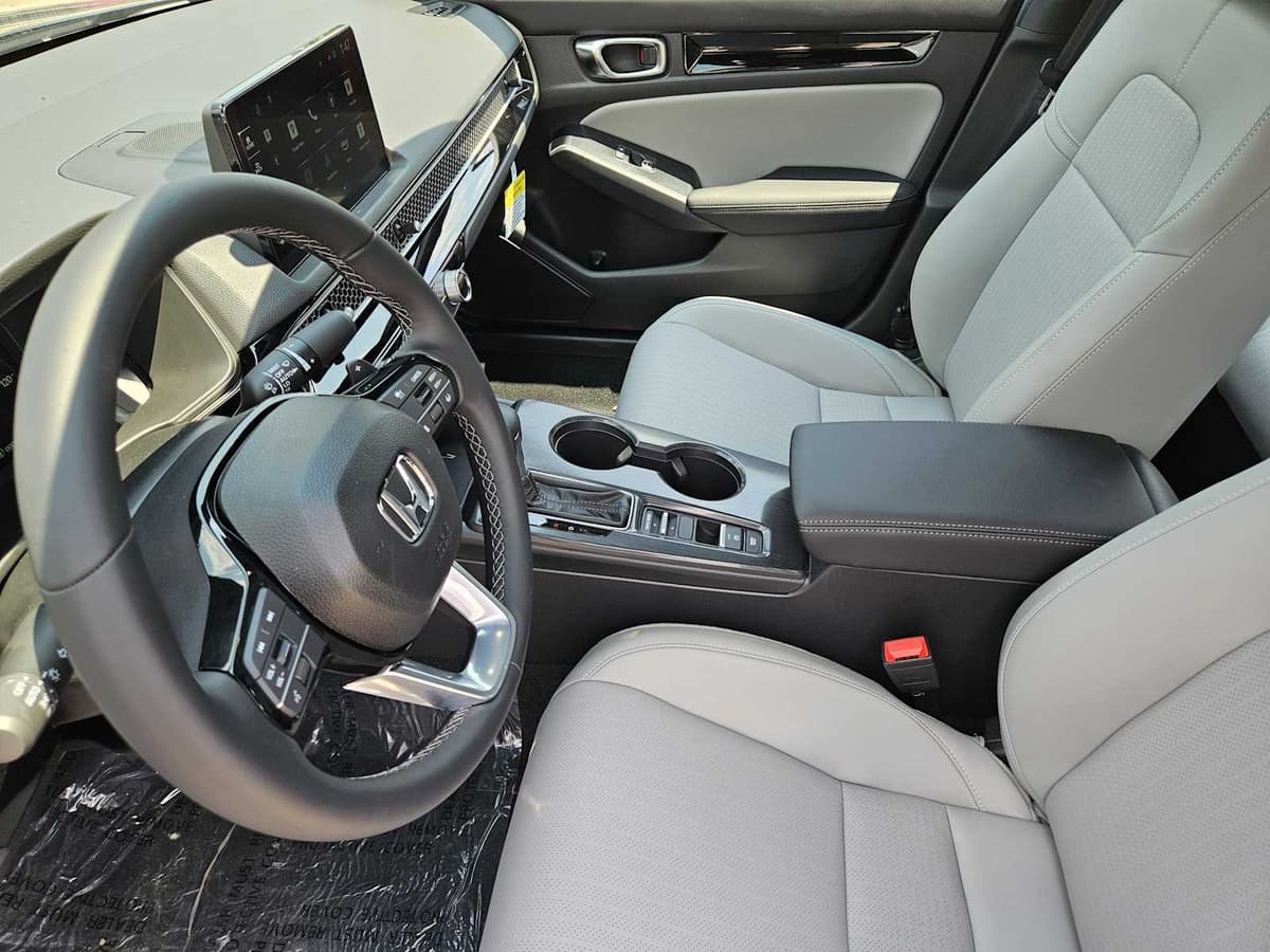 2026 Honda Civic Hybrid - Image 2