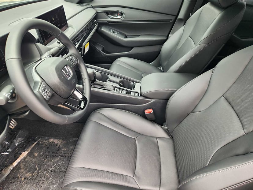 2026 Honda Accord Hybrid - Image 9