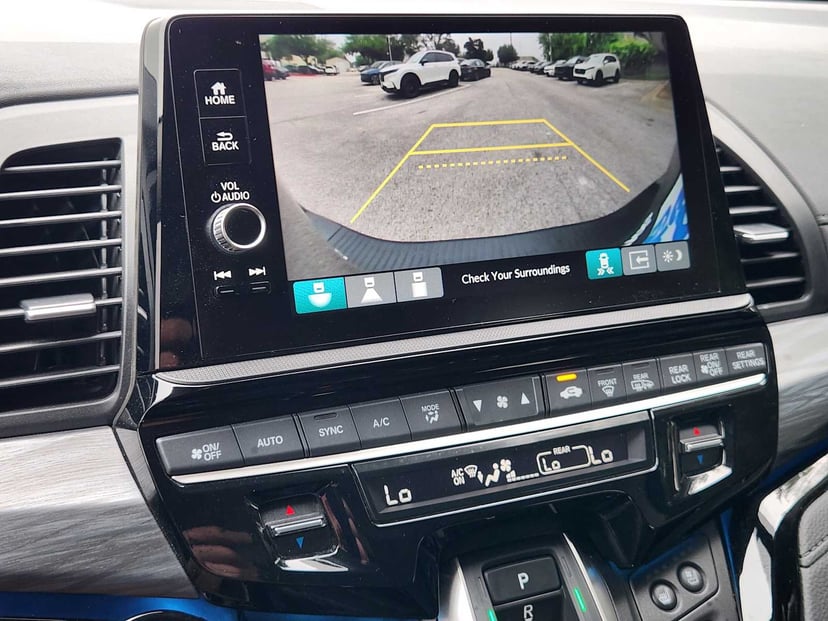 2025 Honda Odyssey - Image 18