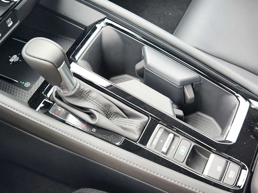2026 Honda Accord Hybrid - Image 18
